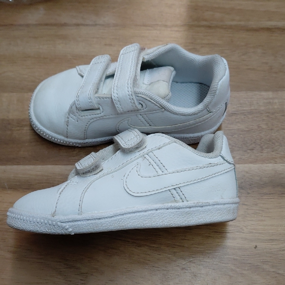 Nike Kids Velcro White Sneakers